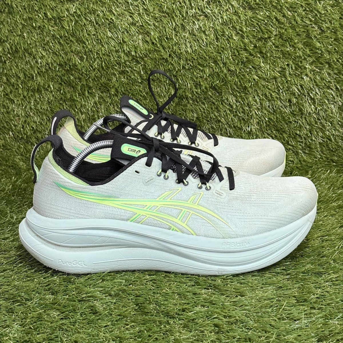 Asics Gel-Nimbus 28 Mens Size 11.5 White Lime Green Running Shoes 1011C127