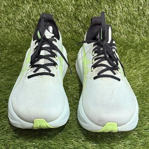 Asics Gel-Nimbus 28 Mens Size 11.5 White Lime Green Running Shoes 1011C127 photo 2