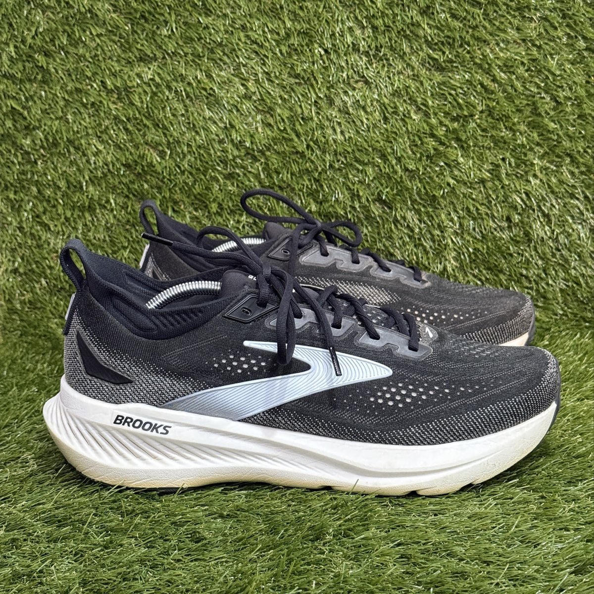 Brooks Glycerin 23 Mens Size 12.5 2E Wide Black White Running Shoes 1104762E090